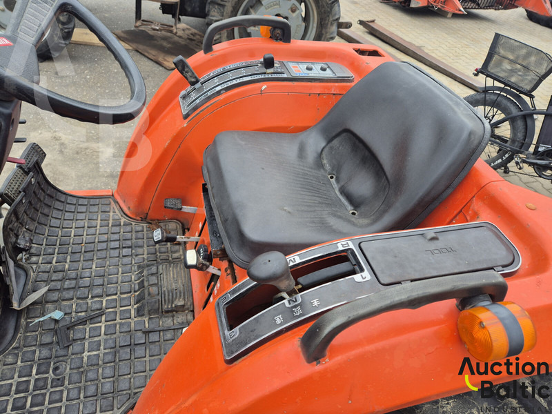 Tracteur agricole Kubota X 20 DT: photos 8 Tracteur agricole Kubota X 20 DT: photos 8