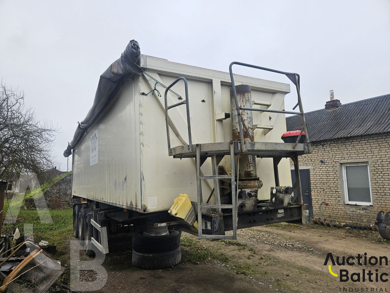 Langendorf - Semi-remorque rideaux coulissants: photos 2 Langendorf - Semi-remorque rideaux coulissants: photos 2