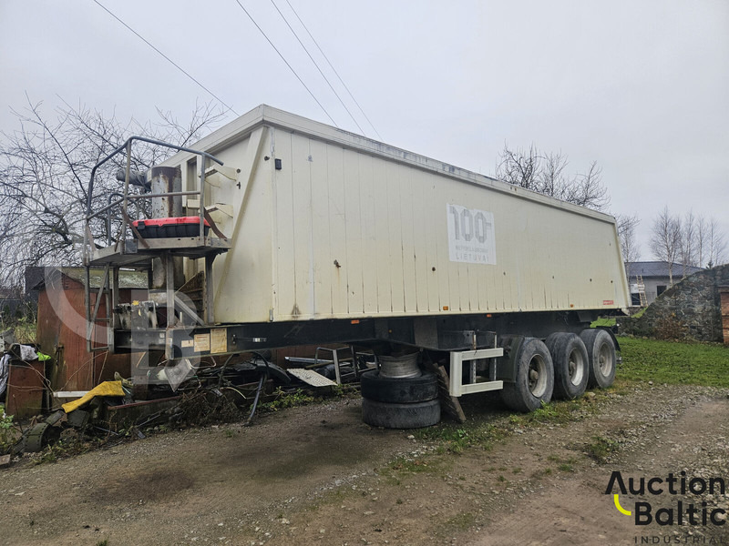 Langendorf - Semi-remorque rideaux coulissants: photos 1 Langendorf - Semi-remorque rideaux coulissants: photos 1