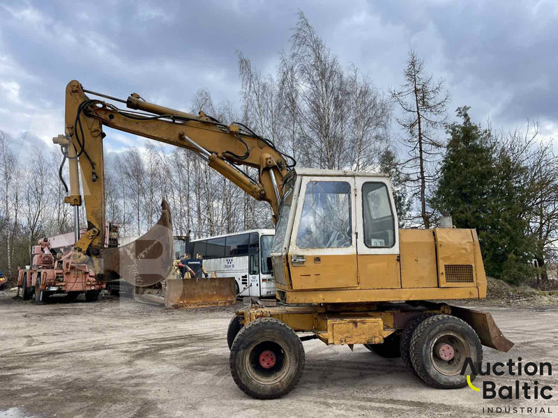 Liebherr A 900 C - Pelle sur pneus: photos 1 Liebherr A 900 C - Pelle sur pneus: photos 1