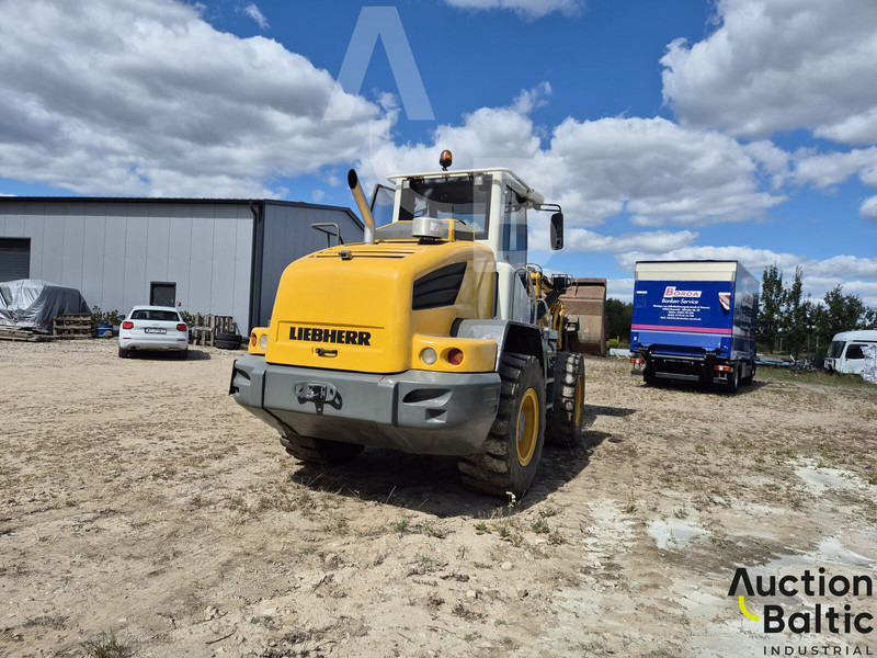 Liebherr L 524 - Chargeuse sur pneus: photos 5 Liebherr L 524 - Chargeuse sur pneus: photos 5