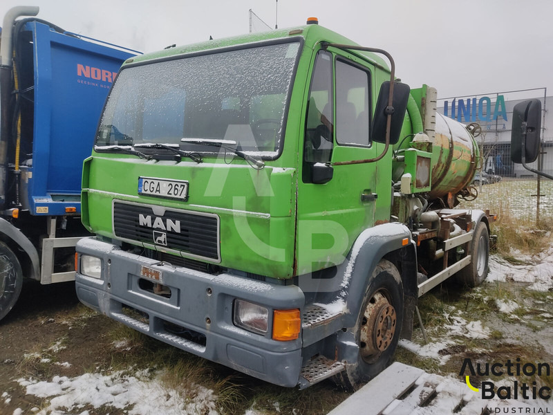 MAN 15.163 - Camion hydrocureur: photos 1 MAN 15.163 - Camion hydrocureur: photos 1