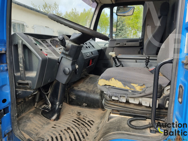 MAN L2000 - Camion plateau: photos 5 MAN L2000 - Camion plateau: photos 5
