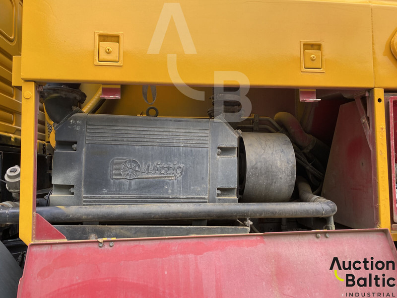 Camion hydrocureur MAN T46: photos 12