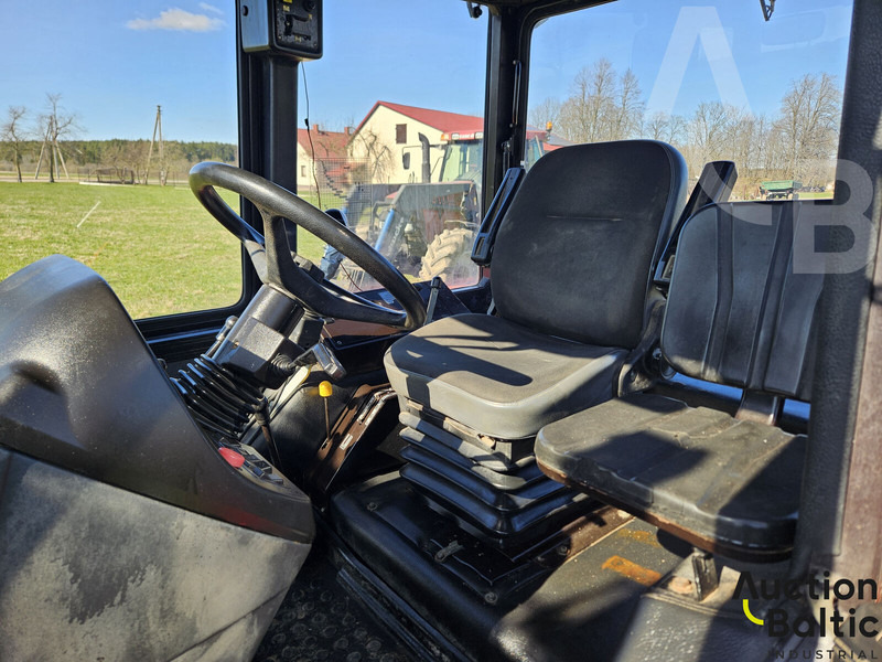 MTZ 1221.5 - Tracteur agricole: photos 5 MTZ 1221.5 - Tracteur agricole: photos 5