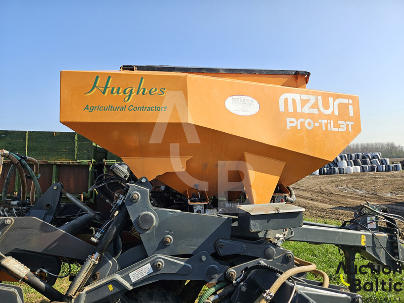 MZURI PRO-TIL3T - Combiné de semis: photos 5 MZURI PRO-TIL3T - Combiné de semis: photos 5