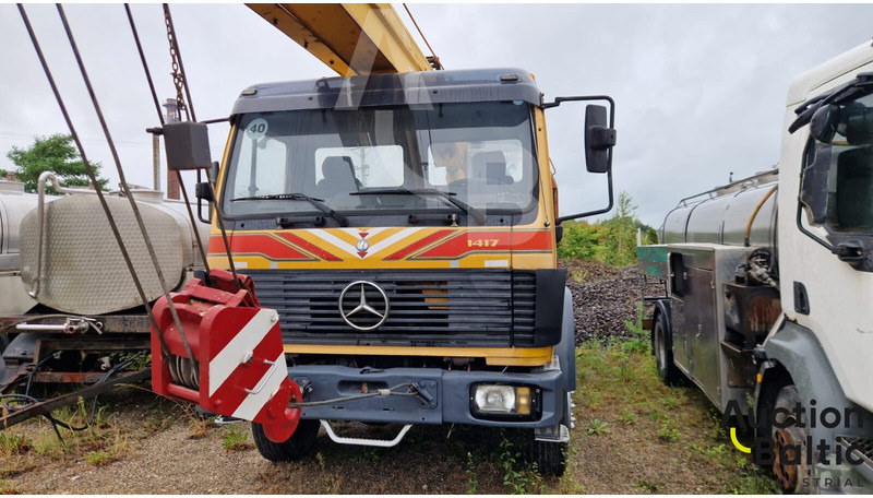 Mercedes-Benz 1417 - Grue tout-terrain: photos 2 Mercedes-Benz 1417 - Grue tout-terrain: photos 2