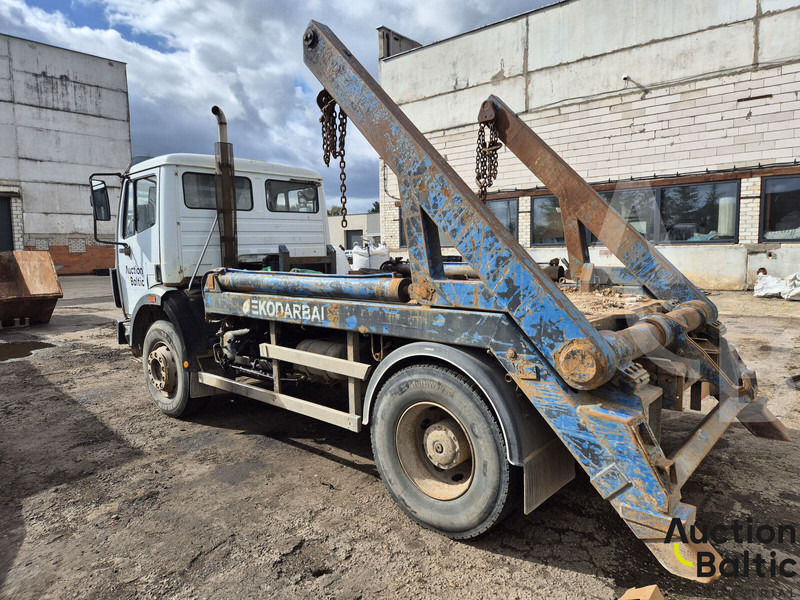 Mercedes-Benz 1722 - Camion multibenne: photos 3 Mercedes-Benz 1722 - Camion multibenne: photos 3