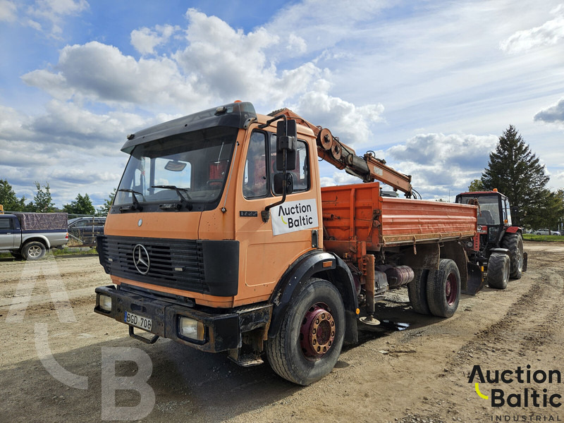 Mercedes-Benz 1722 - Camion benne: photos 1 Mercedes-Benz 1722 - Camion benne: photos 1