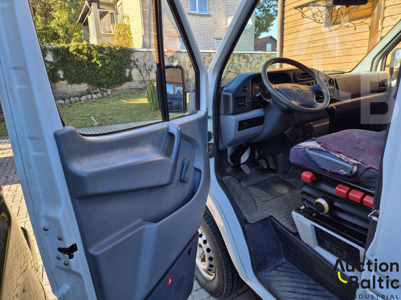 Mercedes-Benz 300-serie 312 D - Fourgon utilitaire: photos 5 Mercedes-Benz 300-serie 312 D - Fourgon utilitaire: photos 5