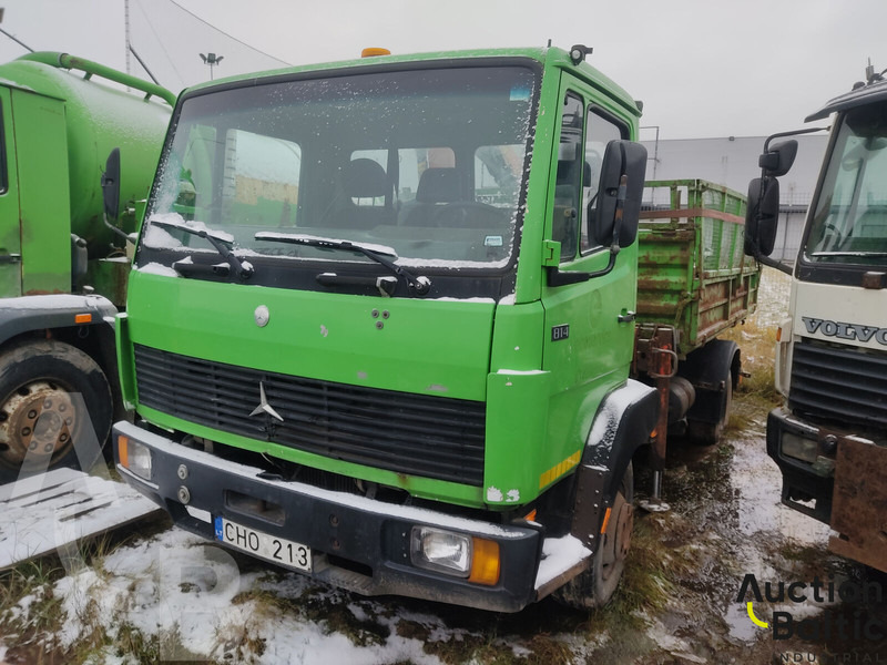 Mercedes-Benz 814 - Camion benne, Camion grue: photos 2 Mercedes-Benz 814 - Camion benne, Camion grue: photos 2