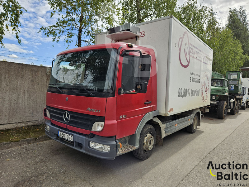 Mercedes-Benz 815 - Camion frigorifique: photos 1 Mercedes-Benz 815 - Camion frigorifique: photos 1