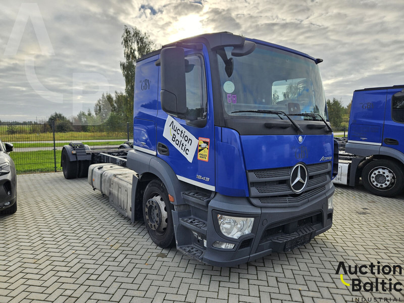 Mercedes-Benz Actros 1843 - Châssis cabine: photos 1 Mercedes-Benz Actros 1843 - Châssis cabine: photos 1