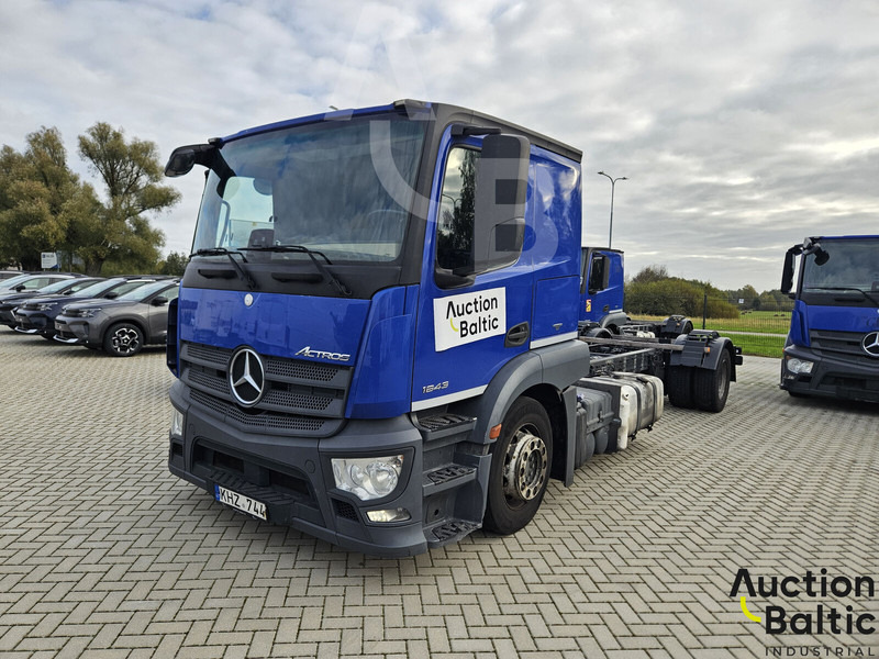 Mercedes-Benz Actros 1843 - Châssis cabine: photos 1 Mercedes-Benz Actros 1843 - Châssis cabine: photos 1