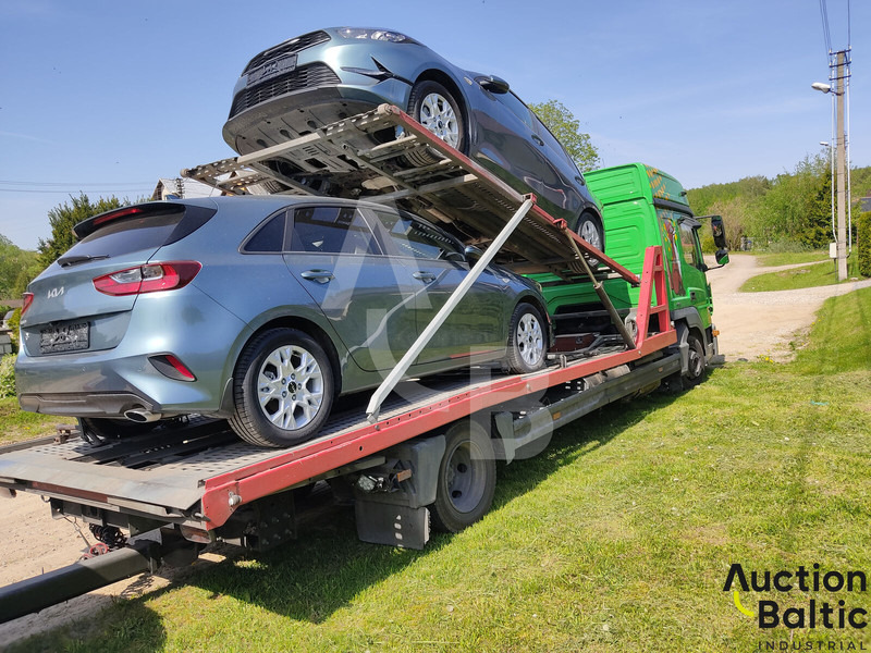 Mercedes-Benz Atego 822 L - Camion porte-voitures: photos 5 Mercedes-Benz Atego 822 L - Camion porte-voitures: photos 5