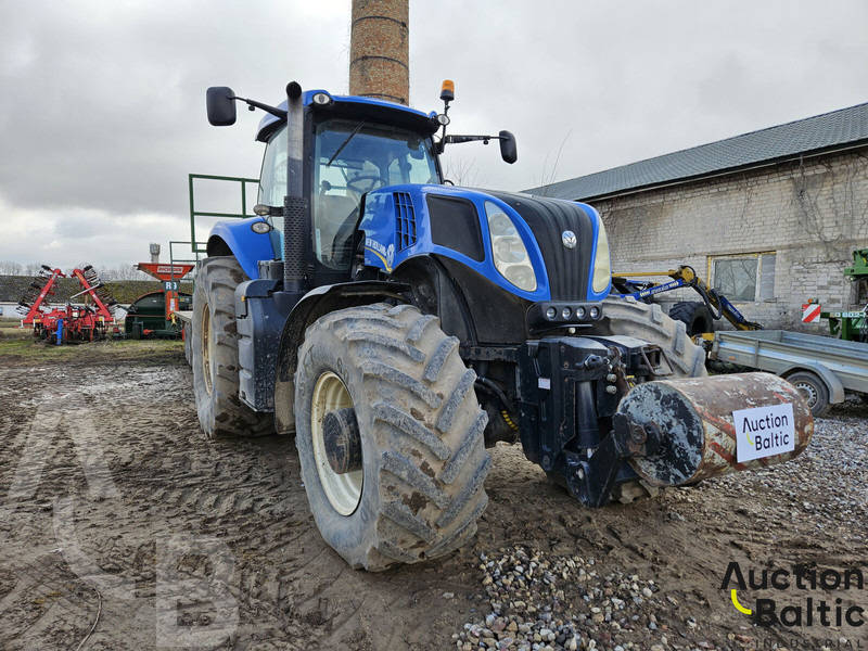 New Holland T 8.390 - Tracteur agricole: photos 2 New Holland T 8.390 - Tracteur agricole: photos 2