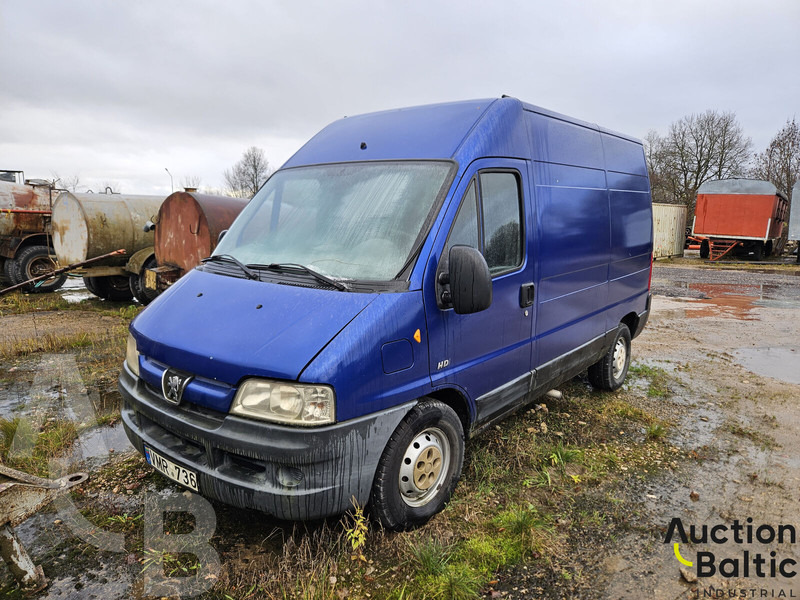 Peugeot Boxer - Fourgonnette: photos 1 Peugeot Boxer - Fourgonnette: photos 1