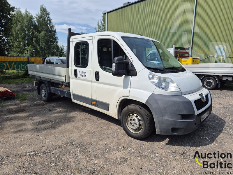 Peugeot Boxer - Fourgon plateau, Utilitaire double cabine: photos 1 Peugeot Boxer - Fourgon plateau, Utilitaire double cabine: photos 1