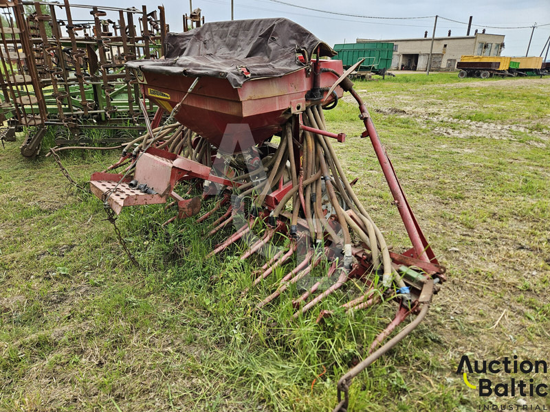 SPU 4 - Combiné de semis: photos 3 SPU 4 - Combiné de semis: photos 3