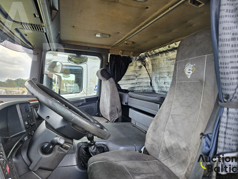 Scania P 420 - Camion porte-voitures: photos 5 Scania P 420 - Camion porte-voitures: photos 5