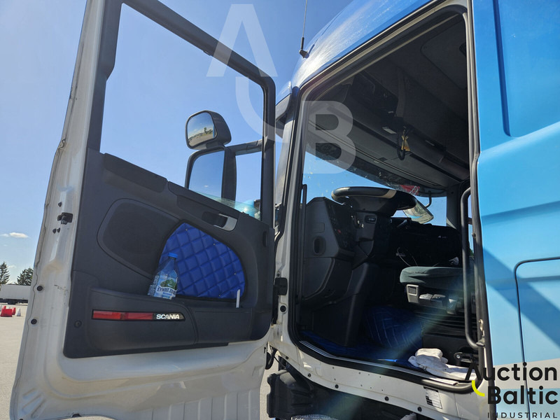 Scania R 450 - Camion porte-voitures: photos 5 Scania R 450 - Camion porte-voitures: photos 5