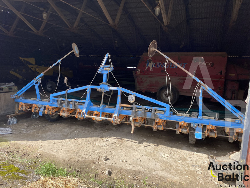 Schmotzer UD2012 - Semoir monograine: photos 2 Schmotzer UD2012 - Semoir monograine: photos 2