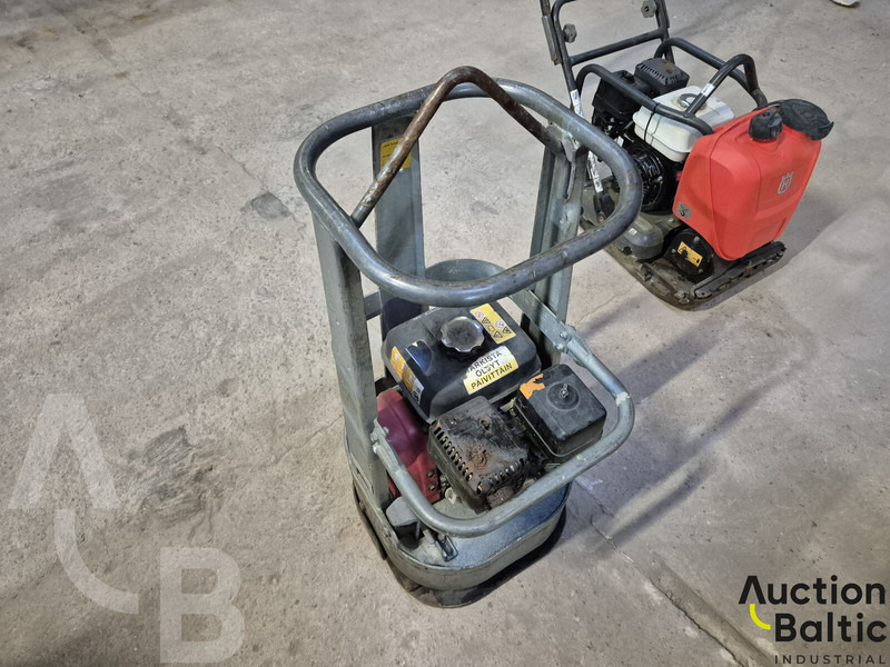 Swepac FR85 - Plaque vibrante: photos 2 Swepac FR85 - Plaque vibrante: photos 2