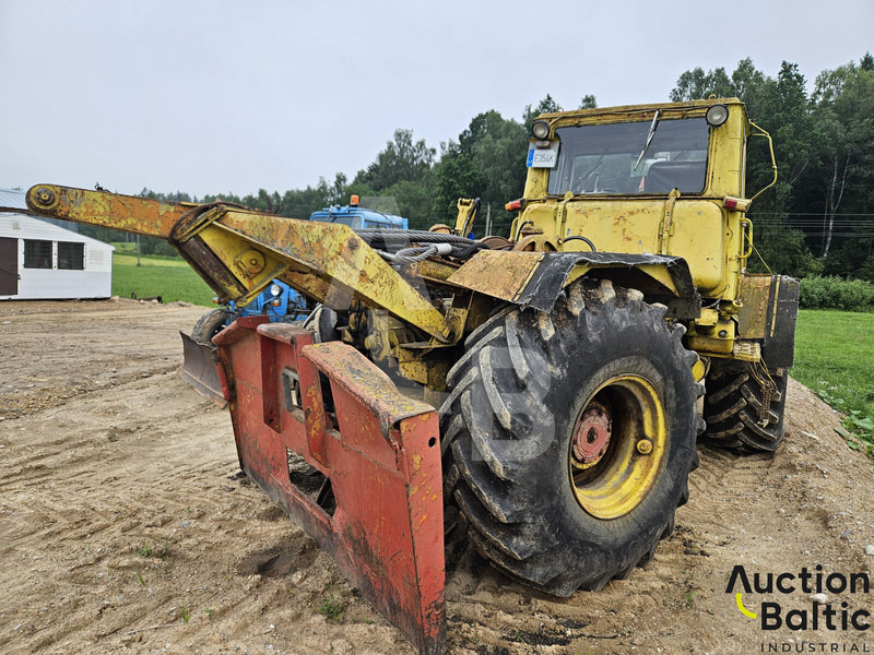 T-157K - Tracteur agricole: photos 3 T-157K - Tracteur agricole: photos 3