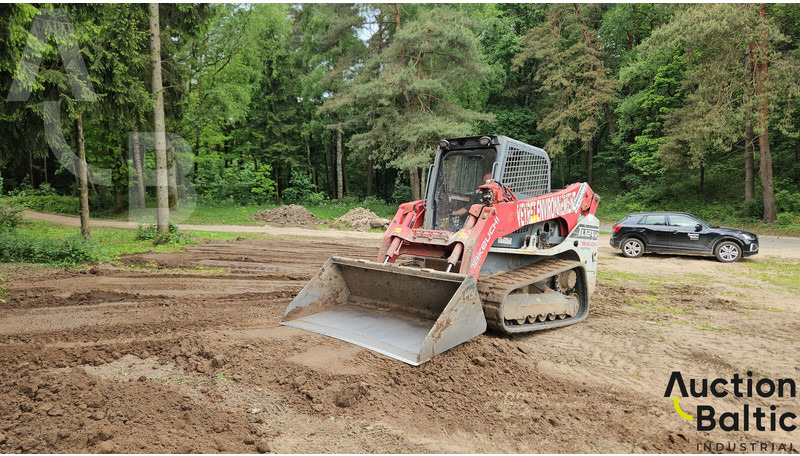 Takeuchi TL12V-2 - Chargeuse sur chenilles: photos 1 Takeuchi TL12V-2 - Chargeuse sur chenilles: photos 1