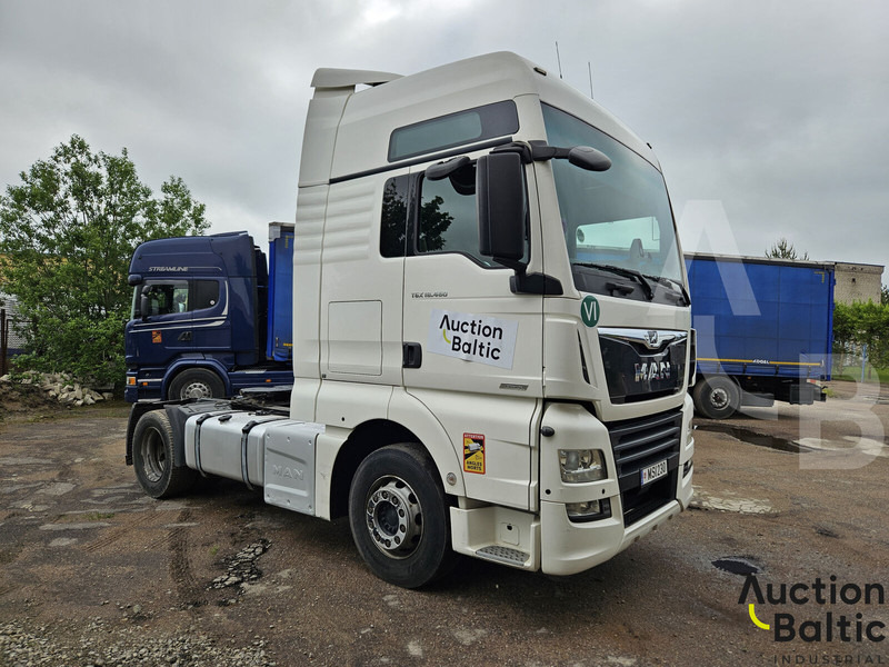 MAN TGX18.460 - Tracteur routier: photos 2 MAN TGX18.460 - Tracteur routier: photos 2