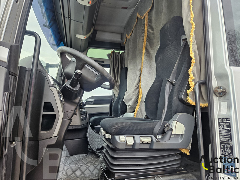 MAN TGX18.480 - Tracteur routier: photos 5 MAN TGX18.480 - Tracteur routier: photos 5