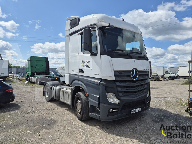 Mercedes-Benz Actros 1843 - Tracteur routier: photos 1 Mercedes-Benz Actros 1843 - Tracteur routier: photos 1