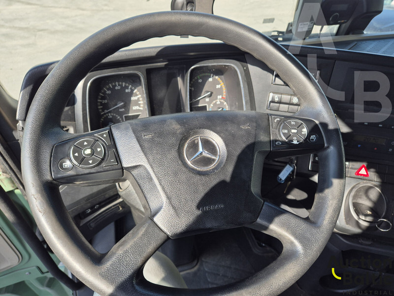 Tracteur routier Mercedes-Benz Actros 1845: photos 8