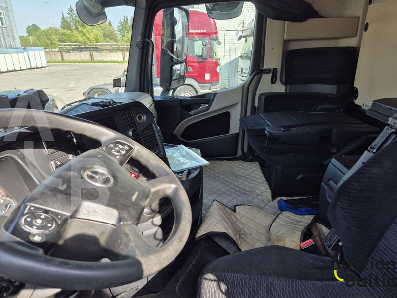 Tracteur routier Mercedes-Benz Actros 1845: photos 7