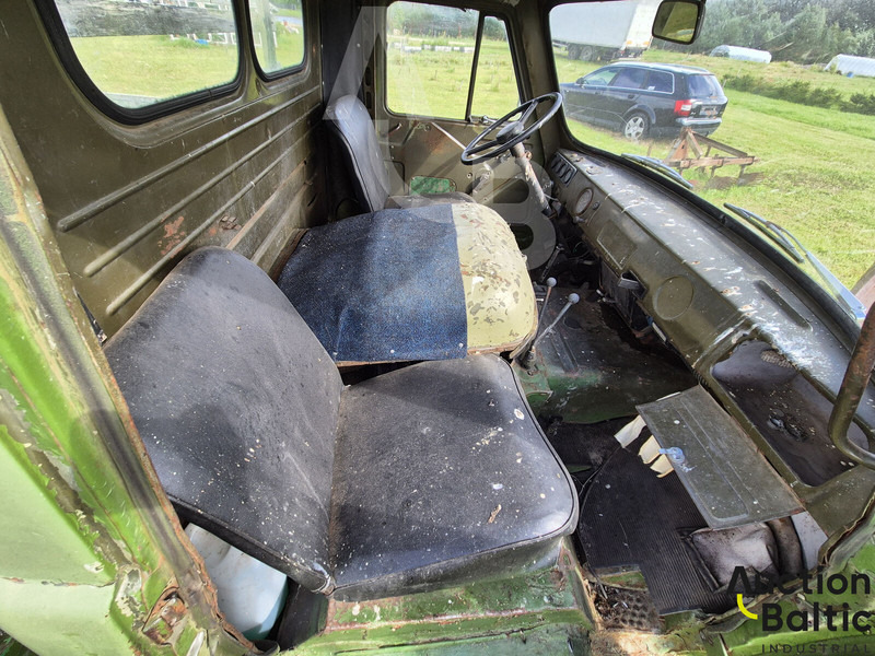 UAZ UAZ 452 - Fourgon plateau: photos 5 UAZ UAZ 452 - Fourgon plateau: photos 5
