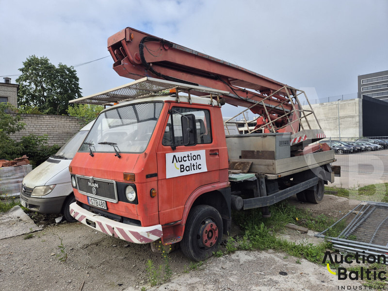 VW-MAN 8.136 - Camion avec nacelle: photos 1 VW-MAN 8.136 - Camion avec nacelle: photos 1