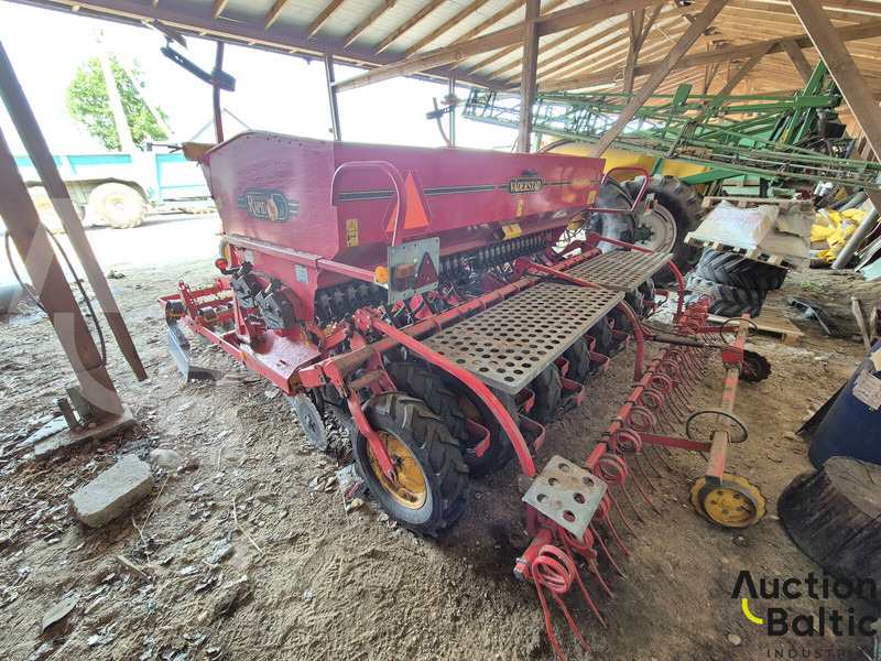 Vaderstad Rapid400C - Semoir/ Planteuse: photos 3 Vaderstad Rapid400C - Semoir/ Planteuse: photos 3