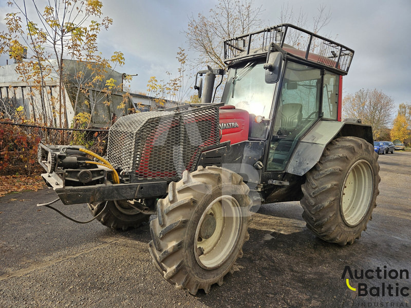 Valtra A 93H - Tracteur agricole: photos 1 Valtra A 93H - Tracteur agricole: photos 1