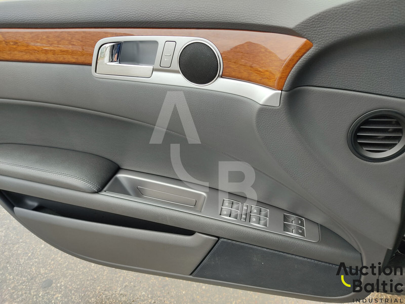 Voiture Volkswagen Phaeton: photos 14