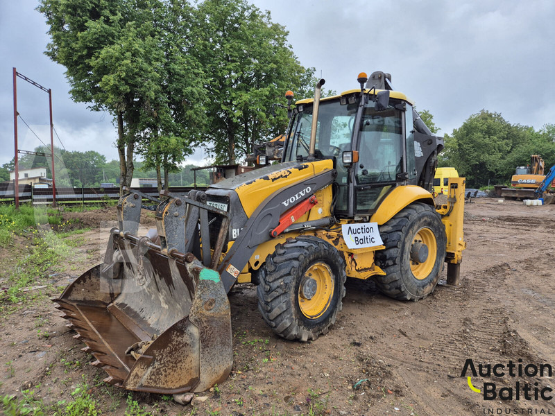 Volvo BL 71 - Tractopelle: photos 2 Volvo BL 71 - Tractopelle: photos 2
