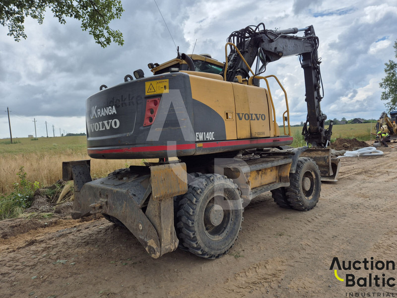Volvo EW 140 C - Pelle sur pneus: photos 4 Volvo EW 140 C - Pelle sur pneus: photos 4