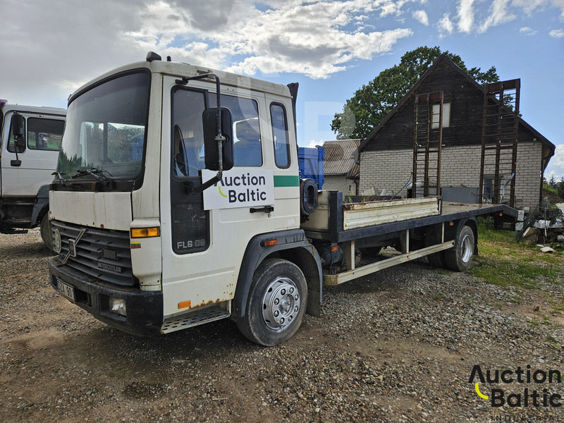 Volvo FL 608 - Remorqueuse: photos 1 Volvo FL 608 - Remorqueuse: photos 1
