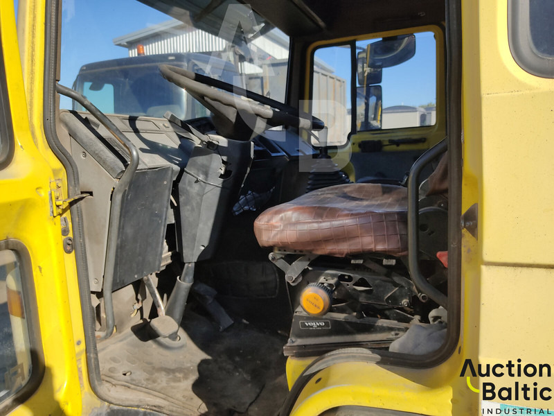 Volvo FL618 - Benne à ordures ménagères: photos 5 Volvo FL618 - Benne à ordures ménagères: photos 5
