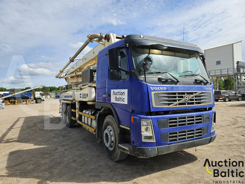 Volvo FM12 - Pompe à béton stationnaire: photos 1 Volvo FM12 - Pompe à béton stationnaire: photos 1
