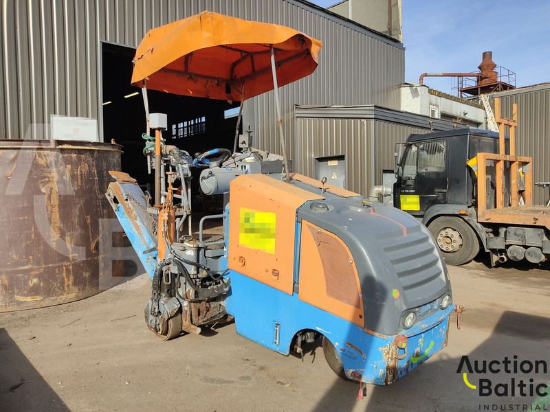 Wirtgen W35DC - Travaux routiers: photos 1 Wirtgen W35DC - Travaux routiers: photos 1