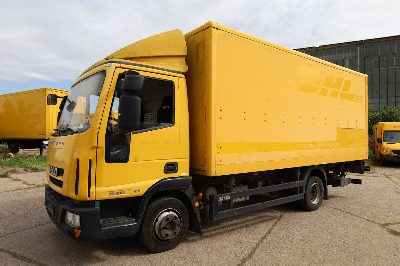 Iveco M752/Koffer/ 1. Hand - Fourgon: photos 3 Iveco M752/Koffer/ 1. Hand - Fourgon: photos 3