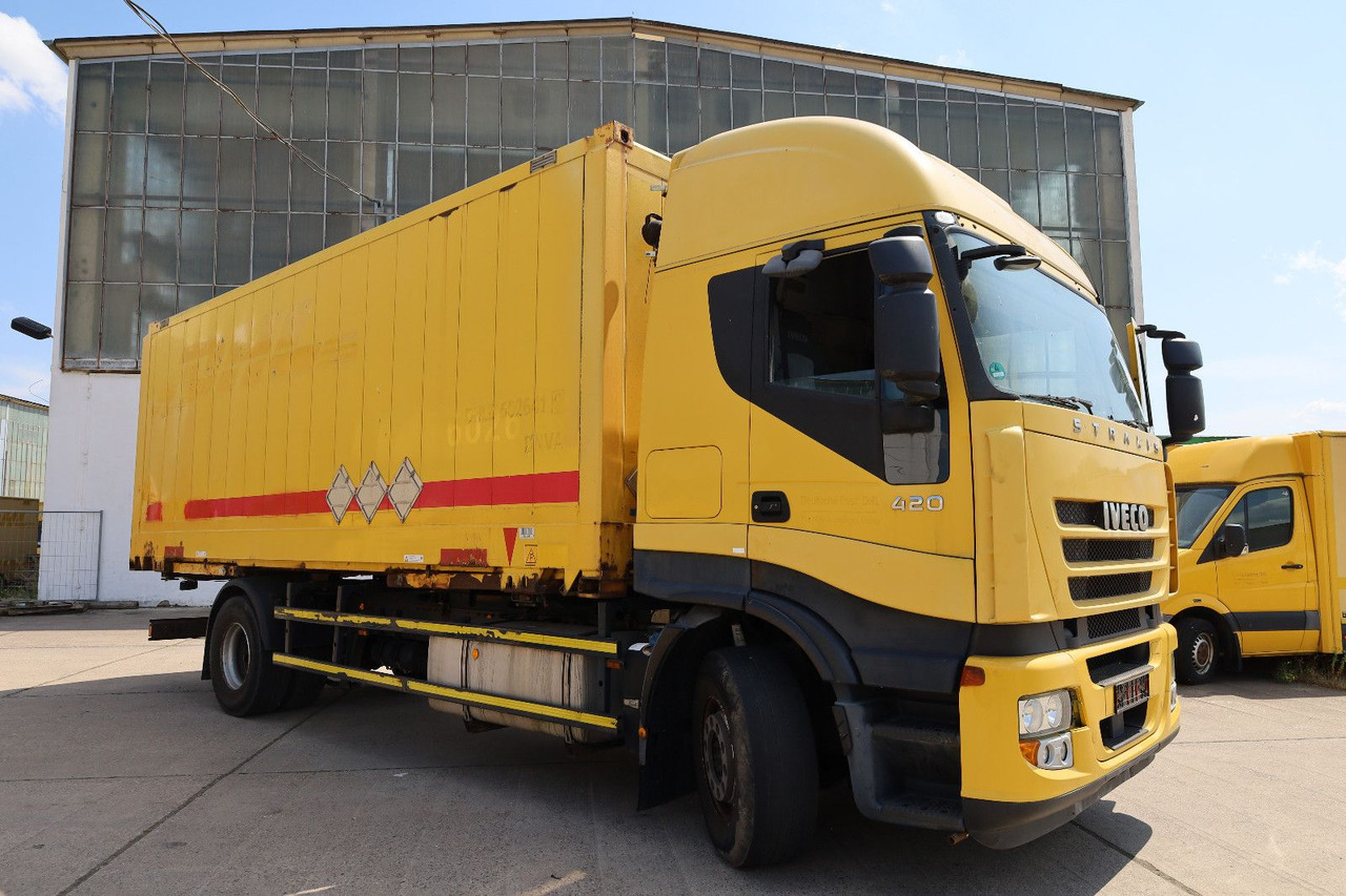 Iveco STRALIS/Magirus/L042/1. Hand - Camion porte-conteneur/ Caisse mobile: photos 2 Iveco STRALIS/Magirus/L042/1. Hand - Camion porte-conteneur/ Caisse mobile: photos 2