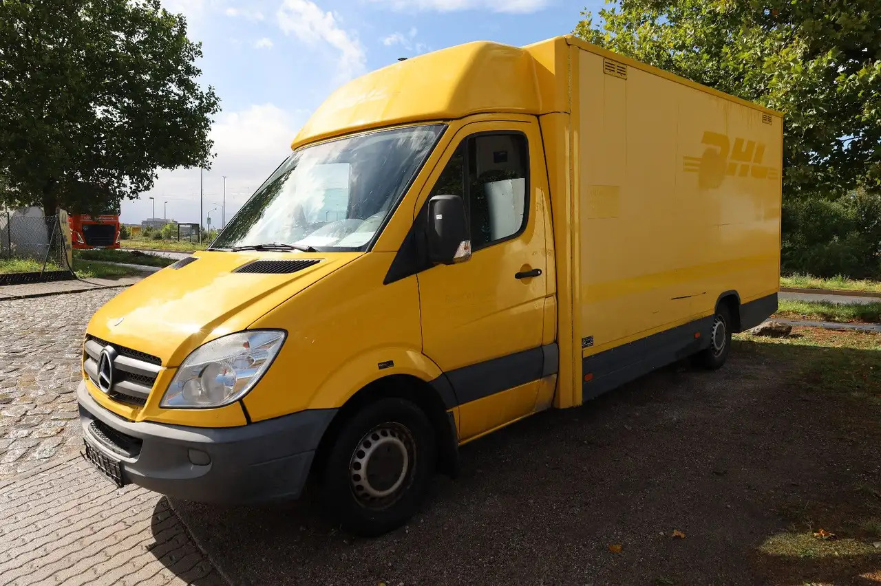 Mercedes-Benz Sprinter II Pritsche/ Koffer/Regalsystem - Fourgon: photos 1 Mercedes-Benz Sprinter II Pritsche/ Koffer/Regalsystem - Fourgon: photos 1