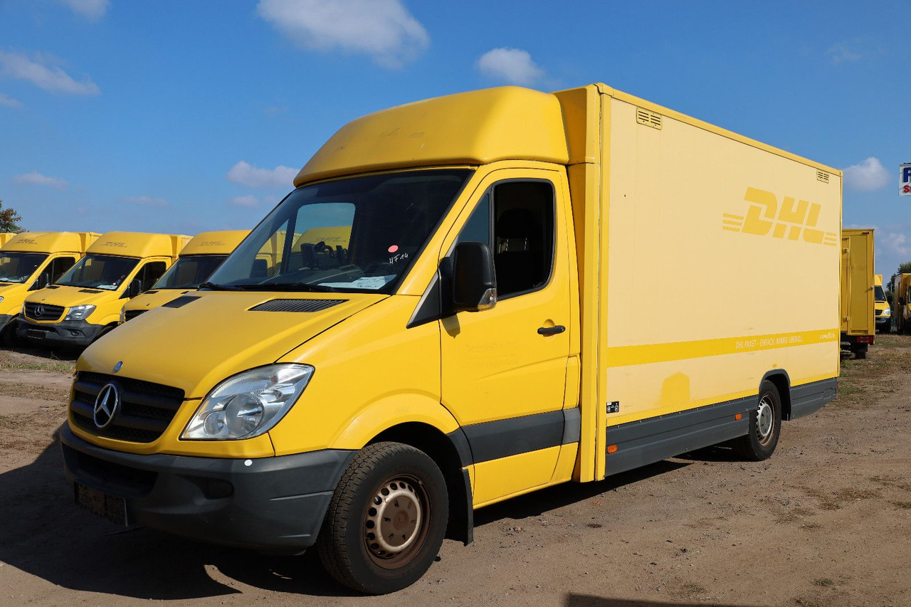 Mercedes-Benz Sprinter II Pritsche/ Koffer/Regalsystem - Fourgon: photos 1 Mercedes-Benz Sprinter II Pritsche/ Koffer/Regalsystem - Fourgon: photos 1