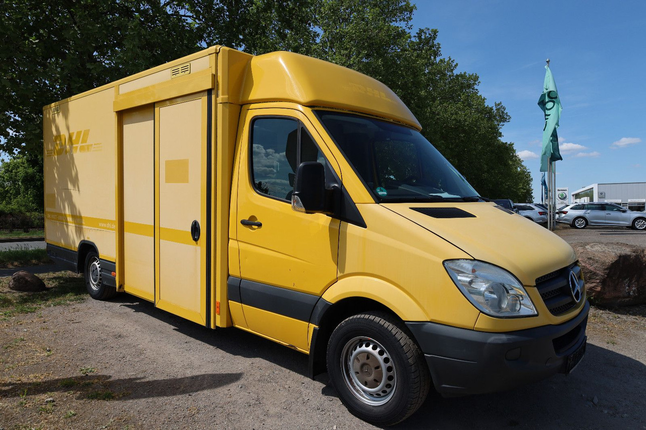 Mercedes-Benz Sprinter II Pritsche/ Koffer/Regalsystem - Fourgon: photos 2 Mercedes-Benz Sprinter II Pritsche/ Koffer/Regalsystem - Fourgon: photos 2